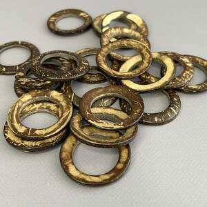 Кольцо кокосовое 43 мм - коричневый Кольцо кокосовое 43 мм - коричневый