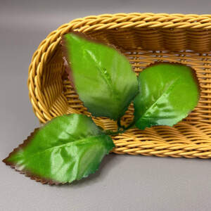 Лист искусственный под розу 3-ка, 19 см - зеленый с коричневым