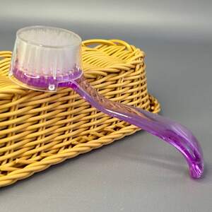 Маникюрная щетка для удаления пыли