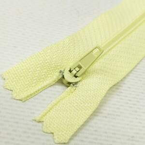 Молния Т-3 18см Юбка (107) Молния Т-3 18см Юбка (107)