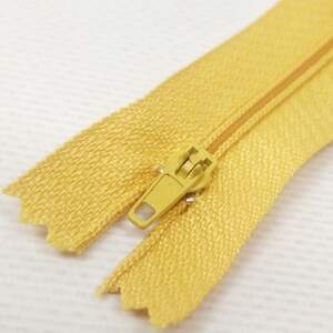 Молния Т-3 18см Юбка (118) Молния Т-3 18см Юбка (118)