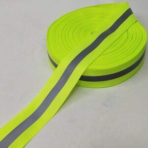 На метраж лента-тесьма светоотражающая 5см, салатовая На метраж лента-тесьма светоотражающая 5см, салатовая