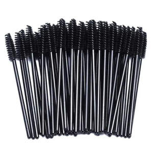 Нейлоновые щеточки для расчесывания ресниц и бровей Черные, 50шт Нейлоновые щеточки для расчесывания ресниц и бровей Черные, 50шт