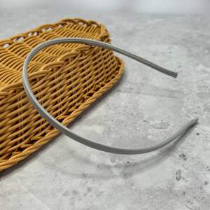 Обруч для волос с атласной лентой 5мм - серый Обруч для волос с атласной лентой 5мм - серый