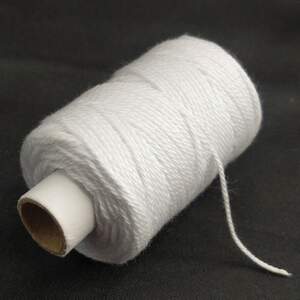 Особопрочные нитки 300 ПП, белые Особопрочные нитки 300 ПП, белые