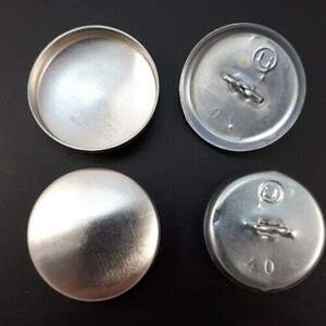 Пуговица под обтяжку на металлической ножке #40- 24,3 мм Пуговица под обтяжку на металлической ножке #40- 24,3 мм