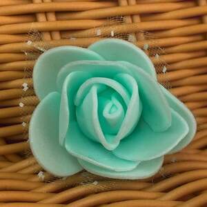 Роза с фатином латексная (фоамиран), бутон 3 см - мятный