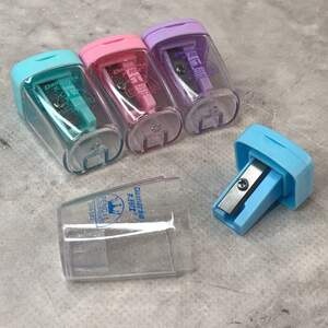 Точилка для карандаша с контейнером