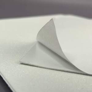 Фоамиран с глиттером клеевая основа 1,6 мм, 1 лист А4 - белый Фоамиран с глиттером клеевая основа 1,6 мм, 1 лист А4 - белый