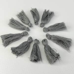 Шелковые кисточки для декора 30 мм - серый
