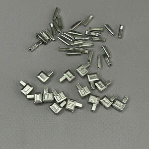 10 пар - Разъемный ограничитель с гнездом и штифтом для спиральной молнии Тип5 - никель 10 пар - Разъемный ограничитель с гнездом и штифтом для спиральной молнии Тип5 - никель