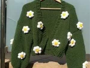 Кофтинка з ромашками (на замовлення)