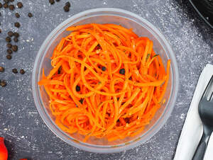 Spicy shredded carrots