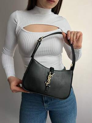 Женская сумка из эко-кожи Ysl Hobo black Ив Сен Лоран Хобо Yves Saint Laurent черного цвета молодежная Женская сумка из эко-кожи Ysl Hobo black Ив Сен Лоран Хобо Yves Saint Laurent черного цвета молодежная