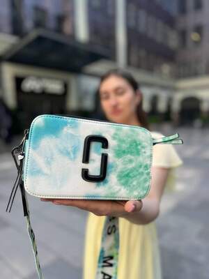 Женская сумка Marc Jacobs logo MJ Марк Джейкобс маленькая сумка на плечо легкая сумка из экокожи Женская сумка Marc Jacobs logo MJ Марк Джейкобс маленькая сумка на плечо легкая сумка из экокожи