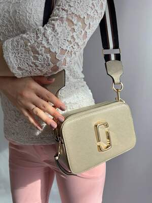 Женская сумка Marc Jacobs logo MJ Марк Джейкобс маленькая сумка на плечо легкая сумка из экокожи Женская сумка Marc Jacobs logo MJ Марк Джейкобс маленькая сумка на плечо легкая сумка из экокожи