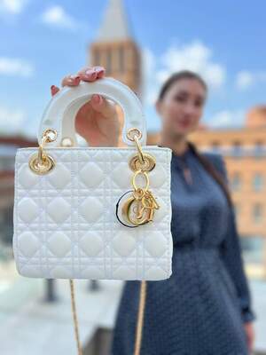 Женская сумка Dior mini Диор маленькая сумка шоппер на плечо красивая, легкая, стеганая сумка из экокожи Женская сумка Dior mini Диор маленькая сумка шоппер на плечо красивая, легкая, стеганая сумка из экокожи