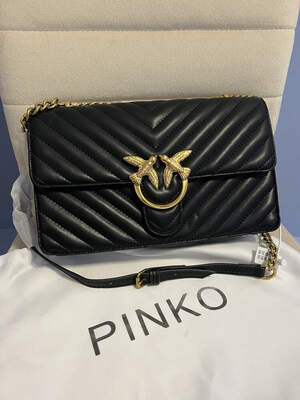 Женская сумка из эко-кожи Pinko Lady black Пинко молодежная, брендовая сумка маленькая через плечо Женская сумка из эко-кожи Pinko Lady black Пинко молодежная, брендовая сумка маленькая через плечо