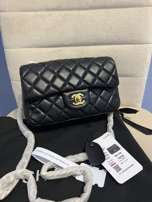Женская сумка Chanel 20 молодежная сумка шанель через плечо из мягкой экокожи изящная брендовая сумочка Женская сумка Chanel 20 молодежная сумка шанель через плечо из мягкой экокожи изящная брендовая сумочка