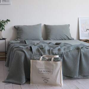 Покривало вафельне LA MODNO PIKE STONEWASHED Green 220*240 Покривало вафельне LA MODNO PIKE STONEWASHED Green 220*240