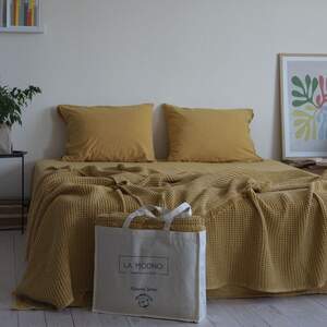 Покривало вафельне LA MODNO PIKE STONEWASHED Yellow 220*240 Покривало вафельне LA MODNO PIKE STONEWASHED Yellow 220*240